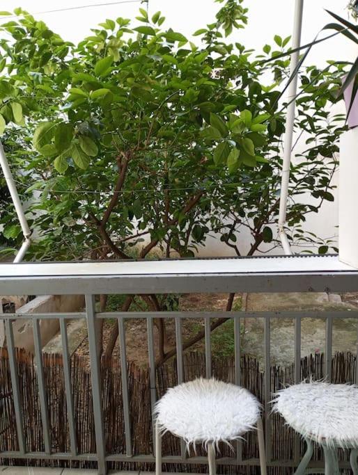 Kyriaki 'S Artistic Apartment Next Metro Agios Ioannis Athen Exterior foto