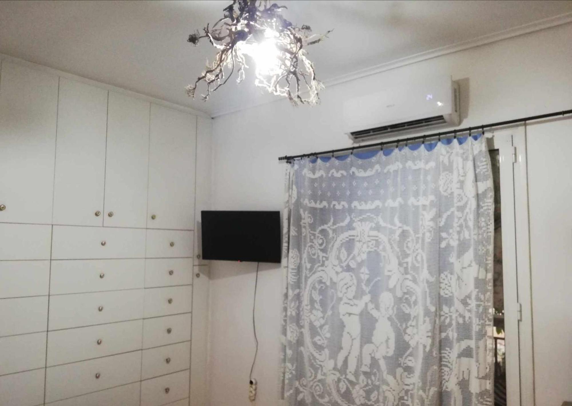 Kyriaki 'S Artistic Apartment Next Metro Agios Ioannis Athen Exterior foto